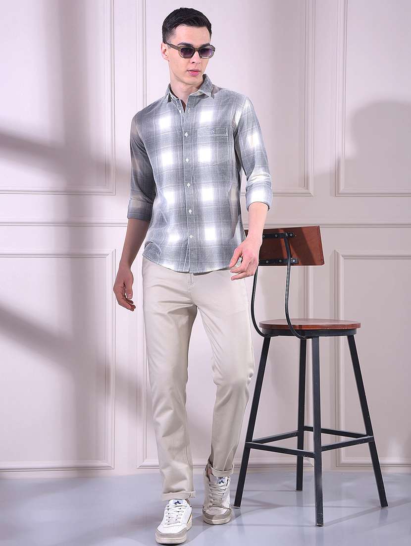 Men Solid Mid Rise Chinos Casual Trouser - 22335891 -  Standard Image - 4