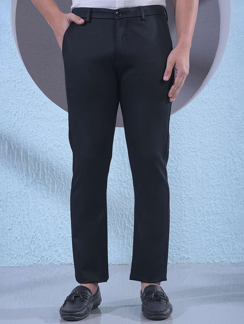 men solid mid rise chinos casual trouser
