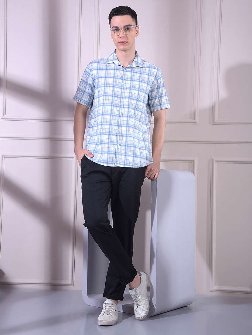men solid mid rise chinos casual trouser - 22335899 -  Standard Image - 4