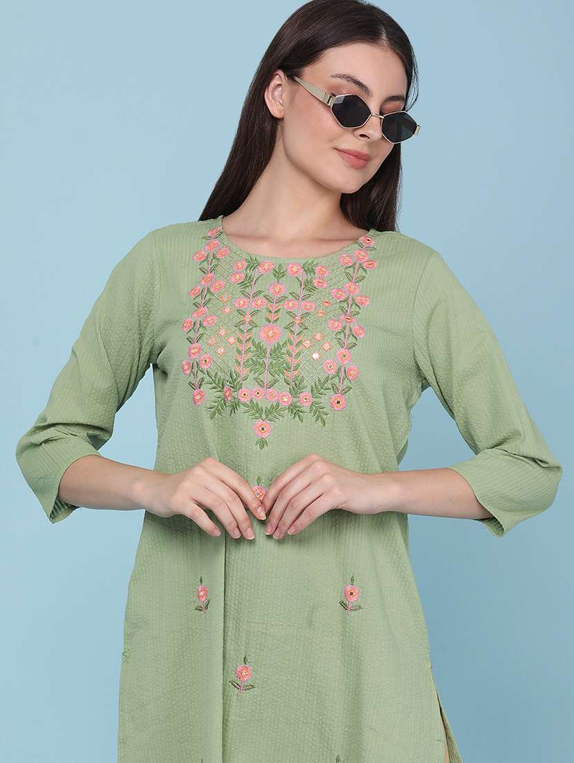 women embroidered three quarter sleeves kurta