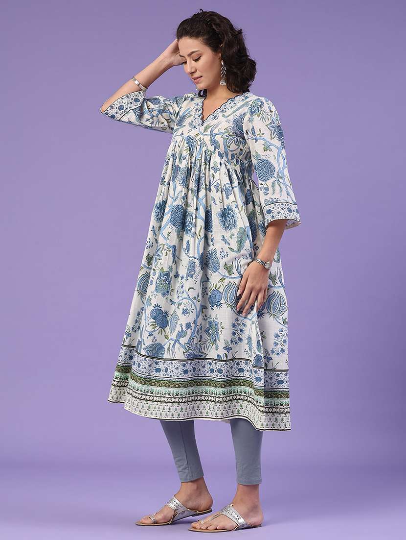women printed v neck kurta - 22337366 -  Standard Image - 4