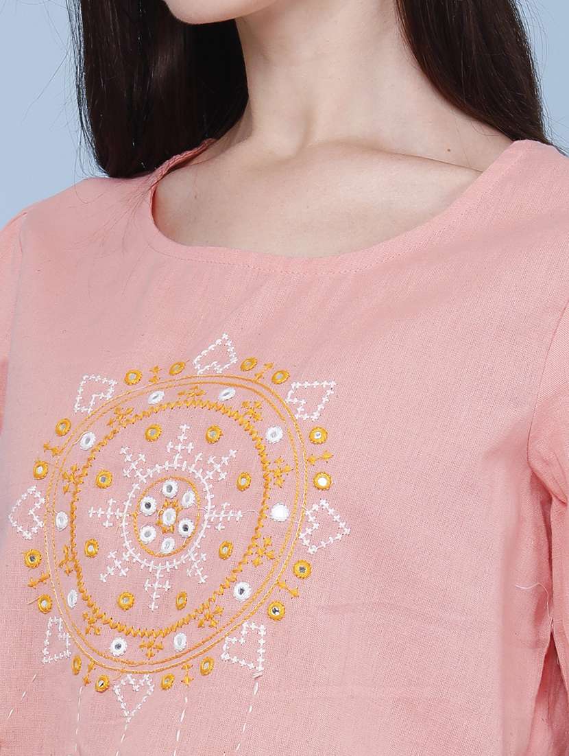 women embroidered short sleeves crop top - 22337473 -  Standard Image - 1