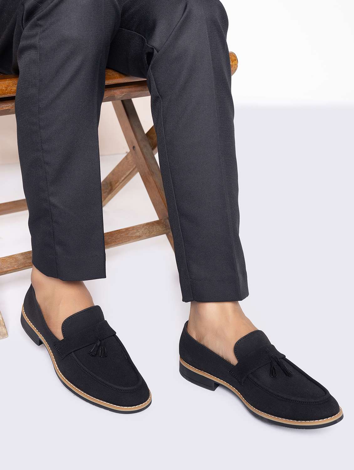men solid slip on loafer - 22337622 -  Standard Image - 1