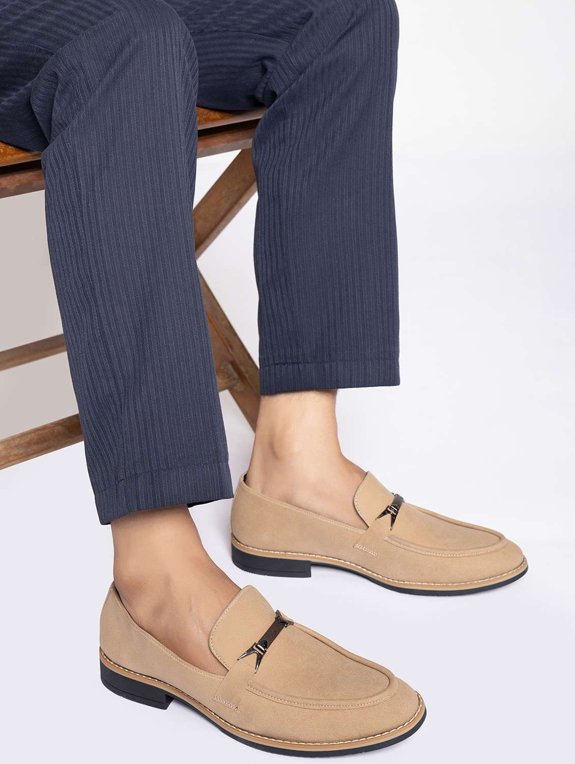 men solid slip on loafer - 22337632 -  Standard Image - 1