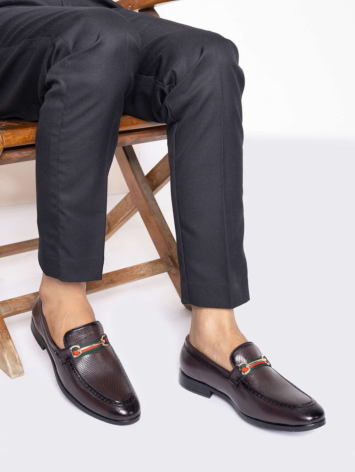 men solid slip on loafer - 22337640 -  Standard Image - 1