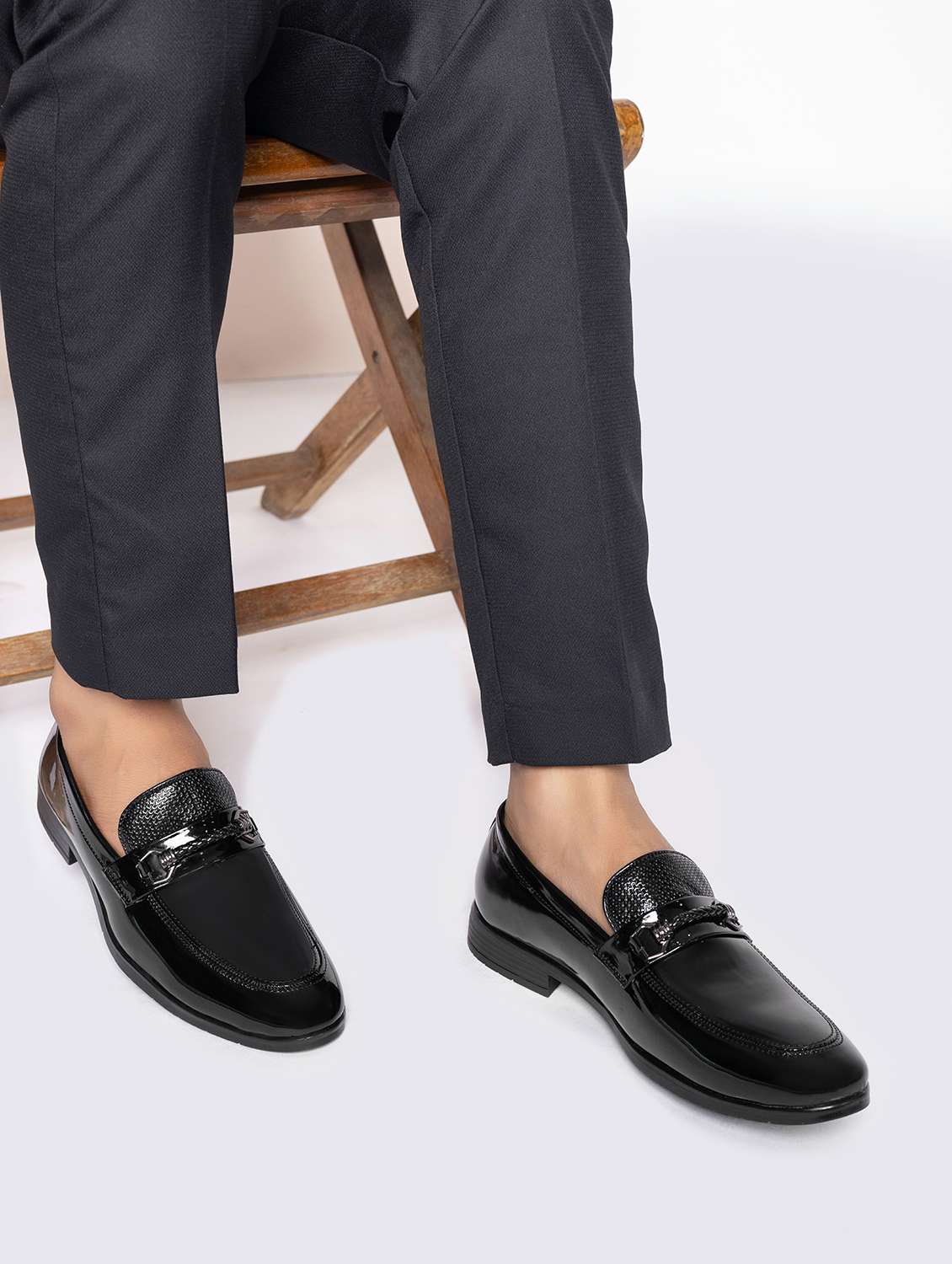 men solid slip on loafer - 22337641 -  Standard Image - 1