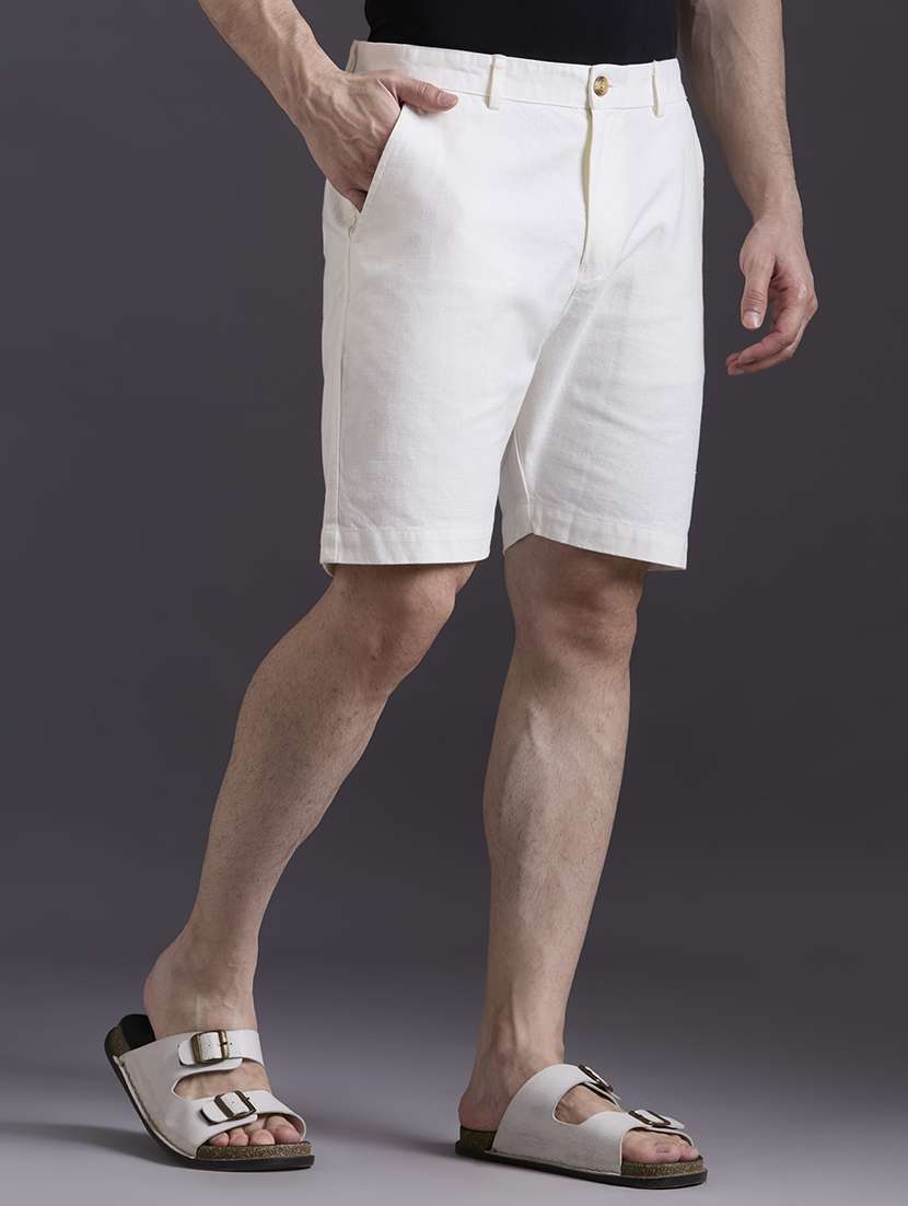 men solid mid rise regular fit shorts - 22337723 -  Standard Image - 1