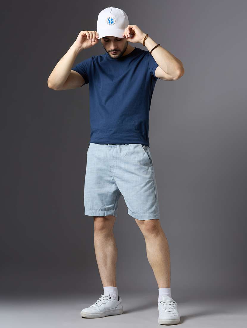 men solid mid rise regular fit shorts - 22337726 -  Standard Image - 4