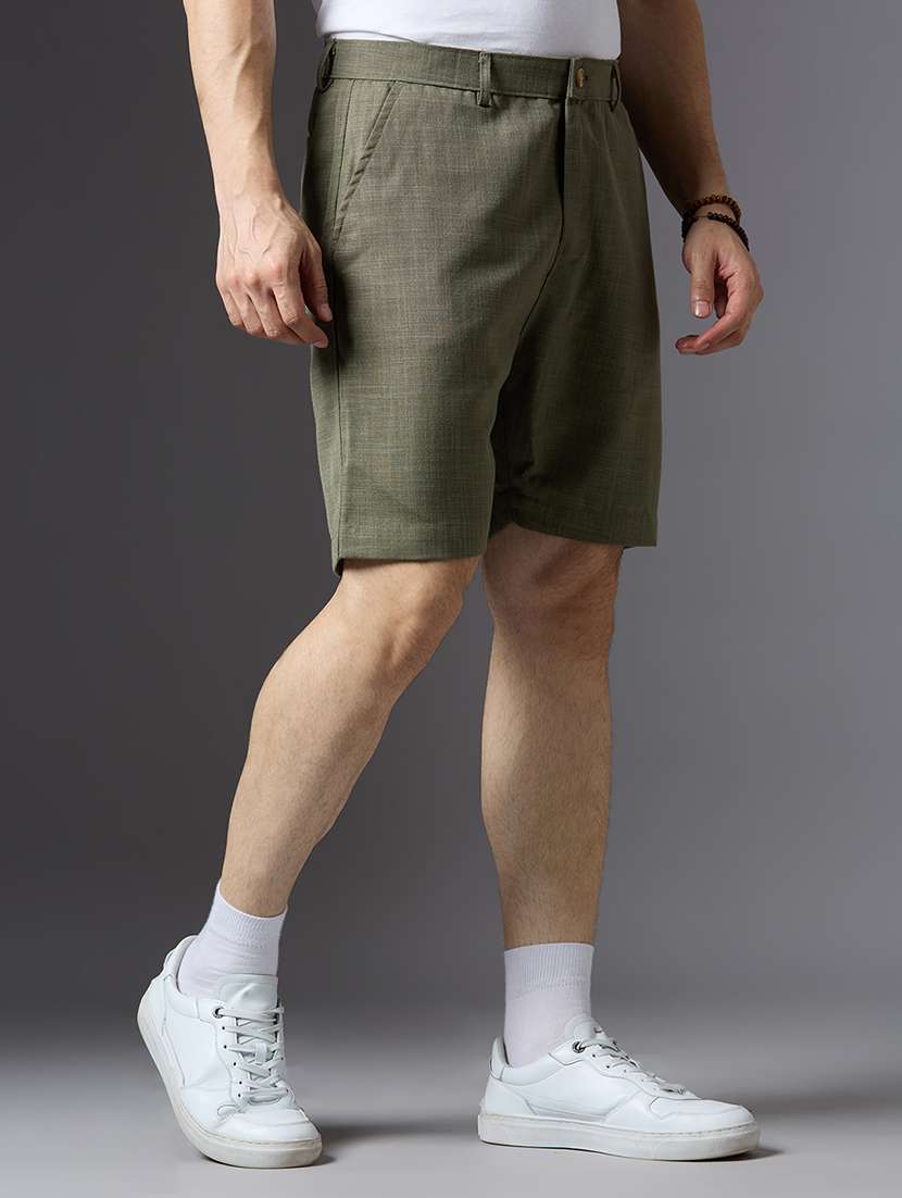 men solid mid rise regular fit shorts - 22337727 -  Standard Image - 1