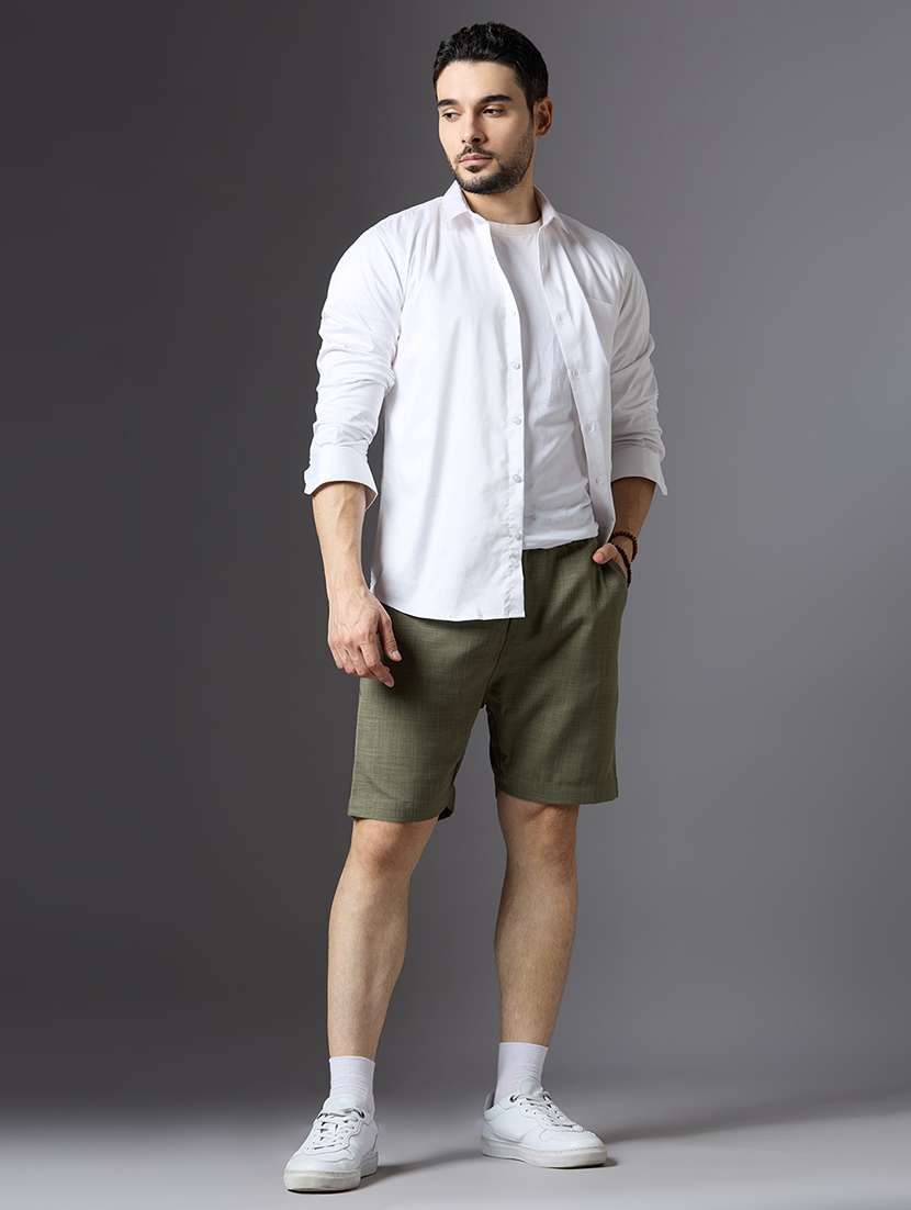 men solid mid rise regular fit shorts - 22337727 -  Standard Image - 4