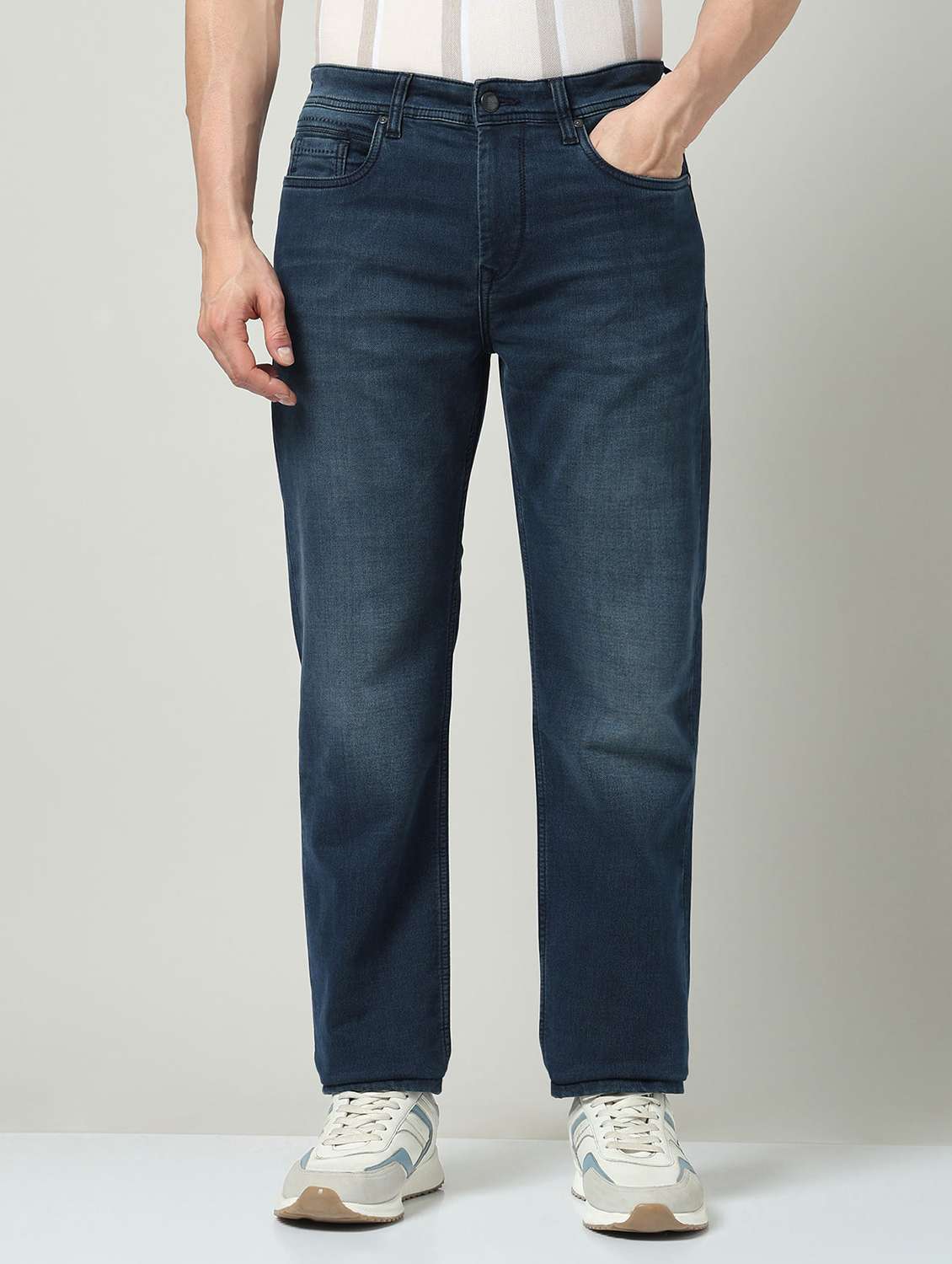men washed mid rise full length jeans - 22337914 -  Standard Image - 1