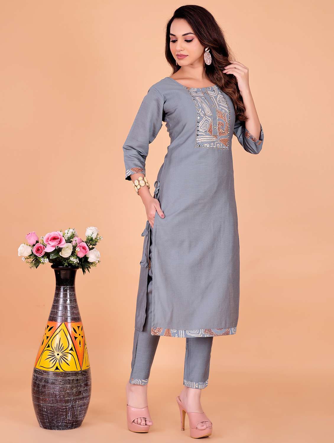 women solid three quarter sleeve kurta pant with dupatta set - 22338065 -  Standard Image - 1