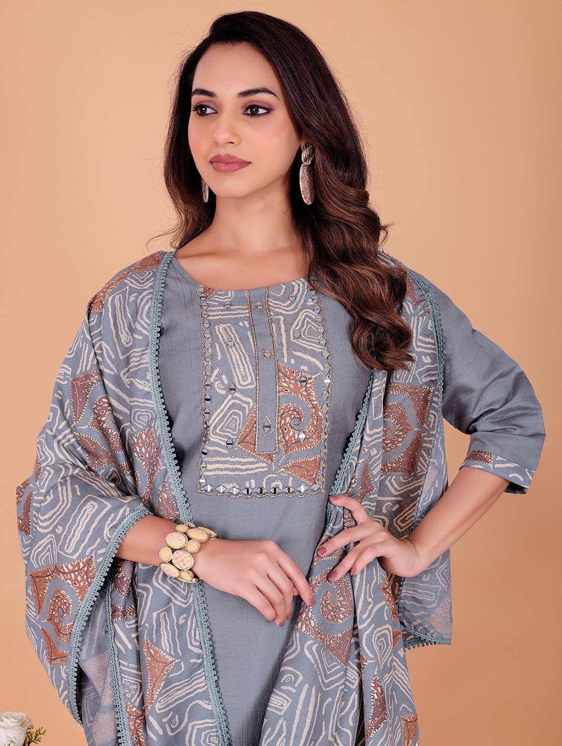 women solid three quarter sleeve kurta pant with dupatta set - 22338065 -  Standard Image - 4