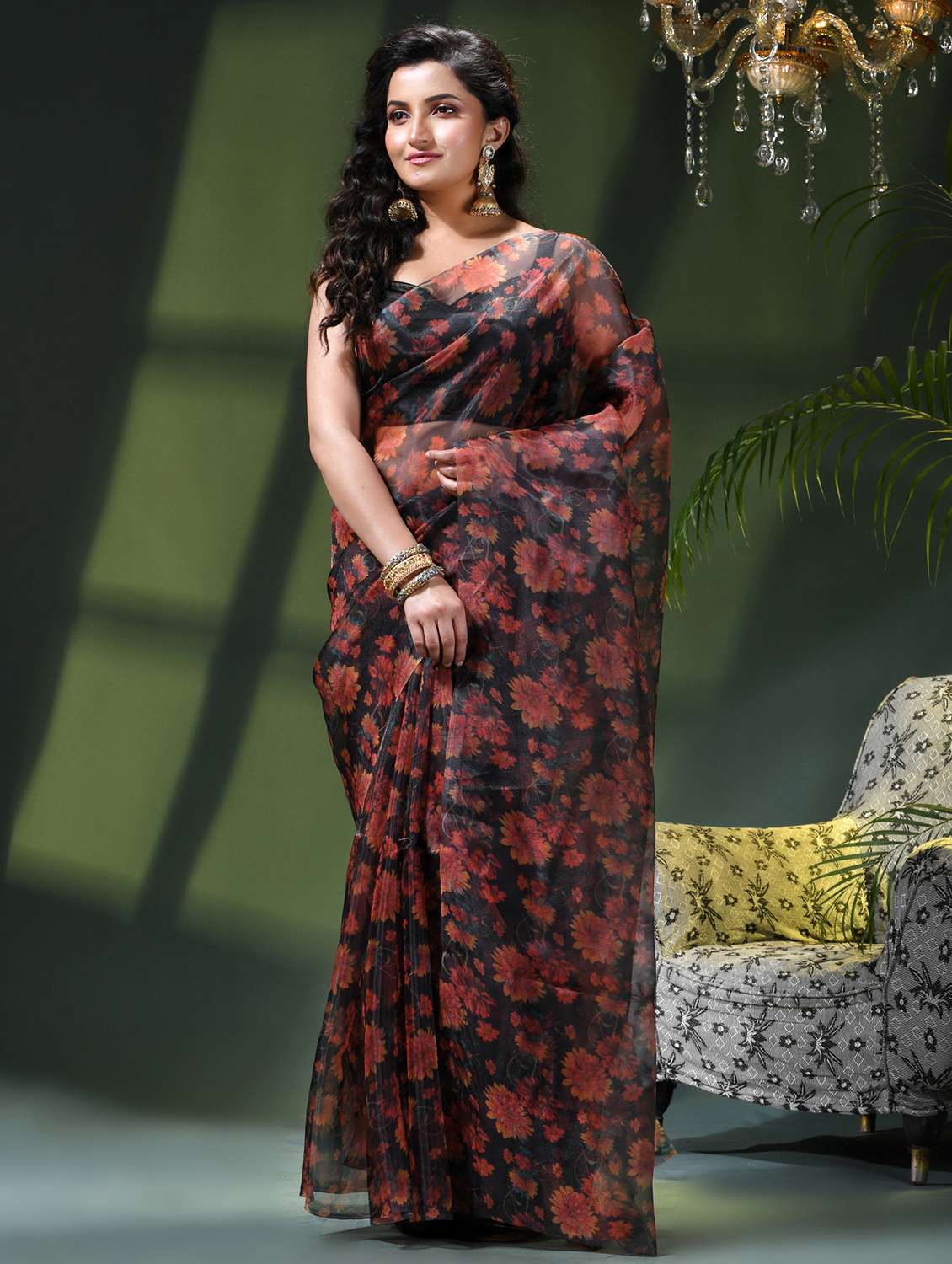 women floral printed saree - 22338198 -  Standard Image - 1