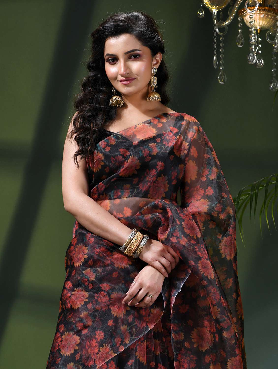women floral printed saree - 22338198 -  Standard Image - 4