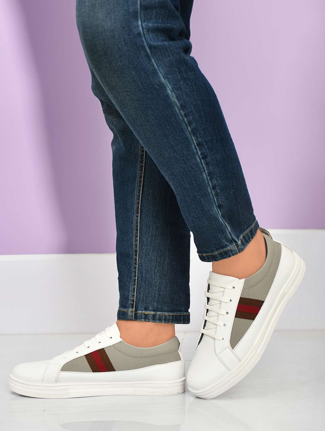 men white lace-up sneaker - 22338387 -  Standard Image - 1