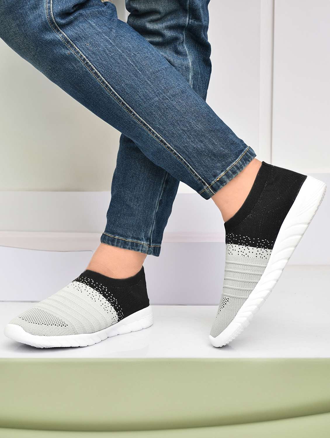 women slip on casual shoe - 22338402 -  Standard Image - 1