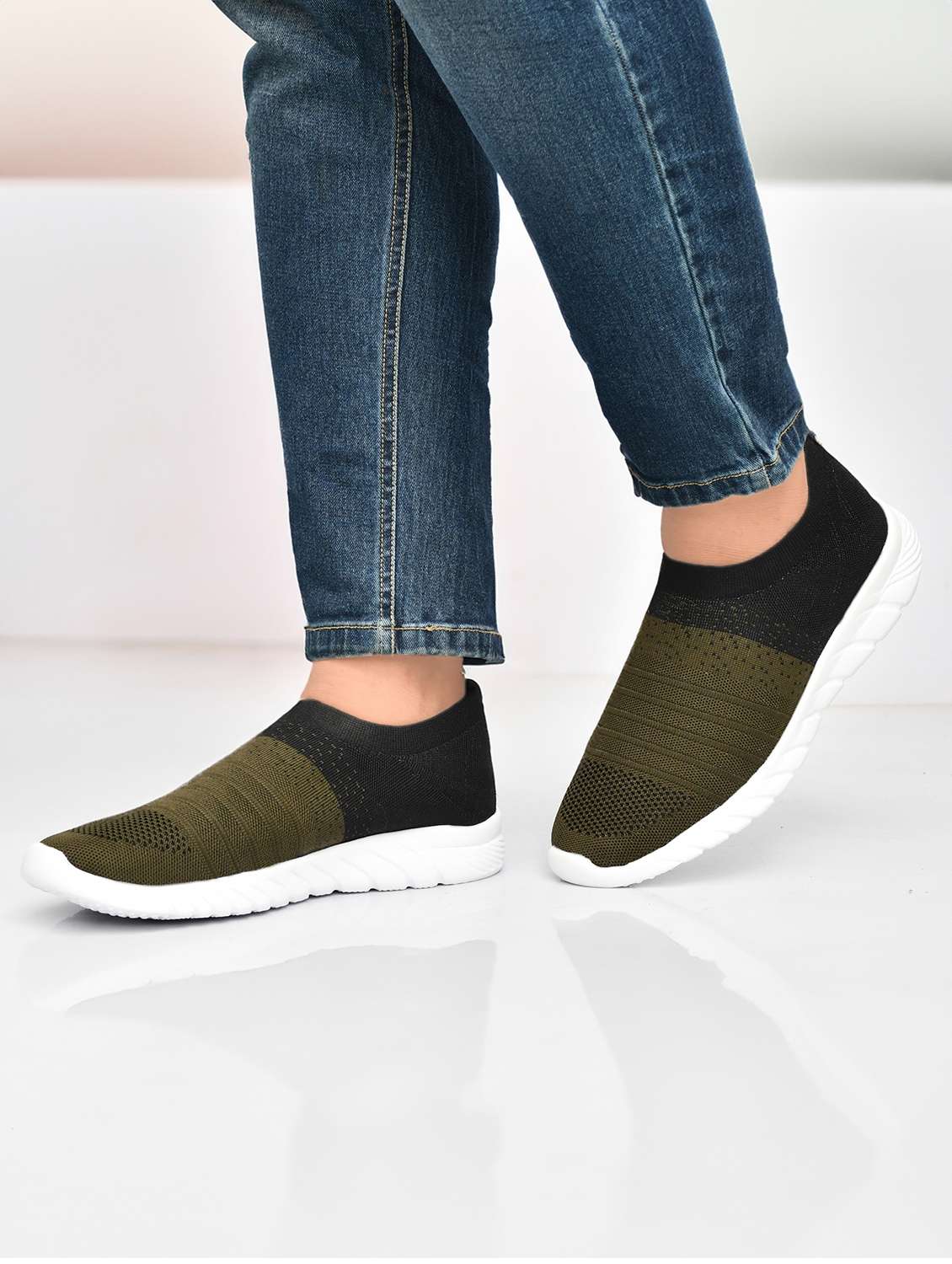 women slip on casual shoe - 22338403 -  Standard Image - 1