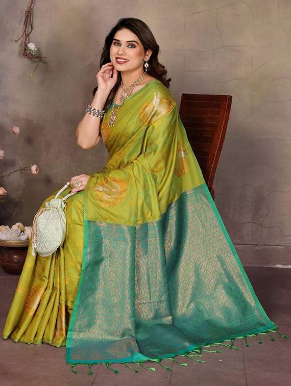 women self design banarasi saree with blouse - 22338421 -  Standard Image - 1