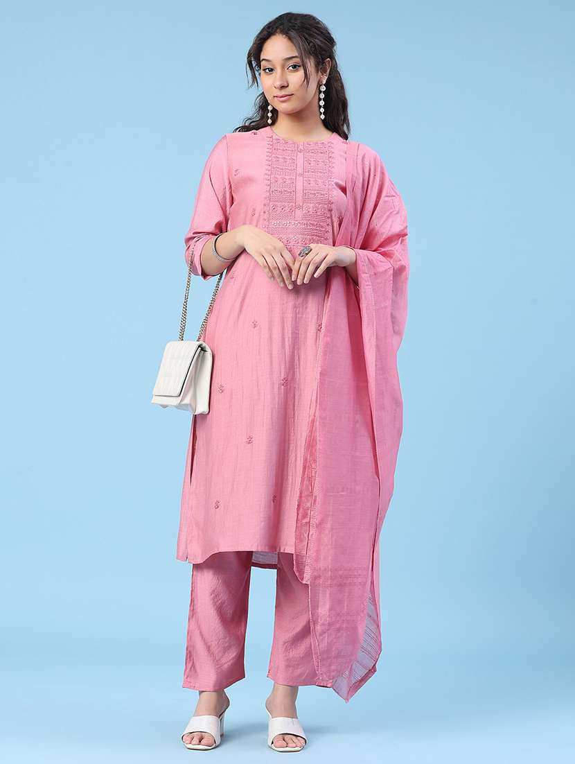 women embroidered three quarter sleeve kurta pant with dupatta set