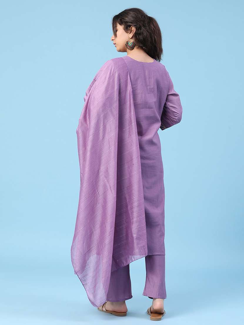 women embroidered three quarter sleeve kurta pant with dupatta set - 22338445 -  Standard Image - 4