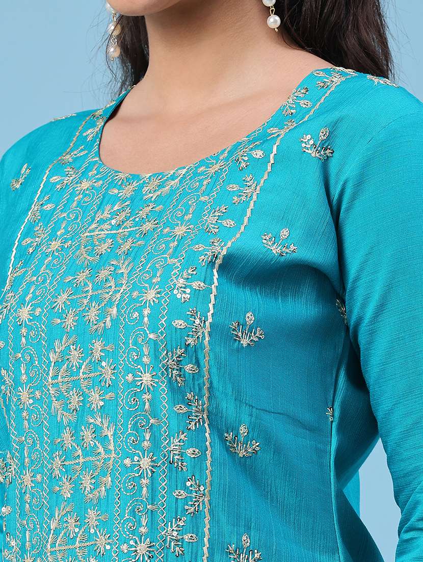 Women Embroidered Three Quarter Sleeve Kurta Pant With Dupatta Set - 22338446 -  Standard Image - 1