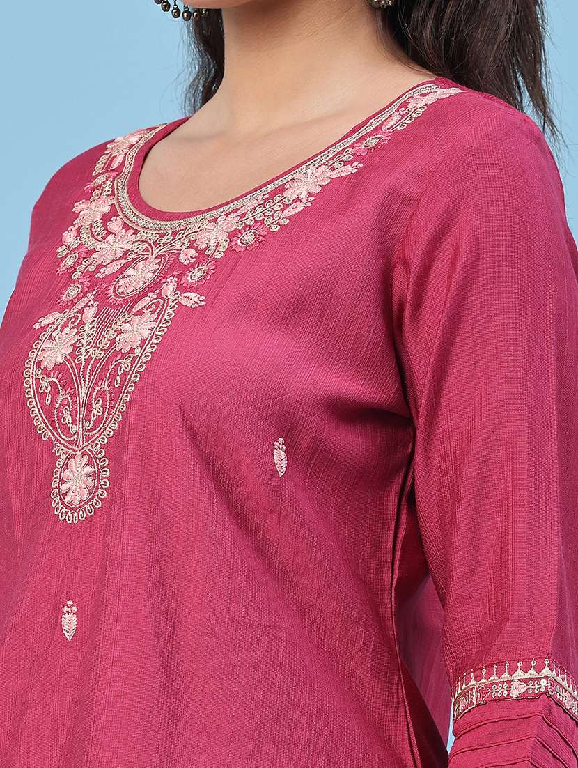 Women Embroidered Three Quarter Sleeve Kurta Pant With Dupatta Set - 22338451 -  Standard Image - 1