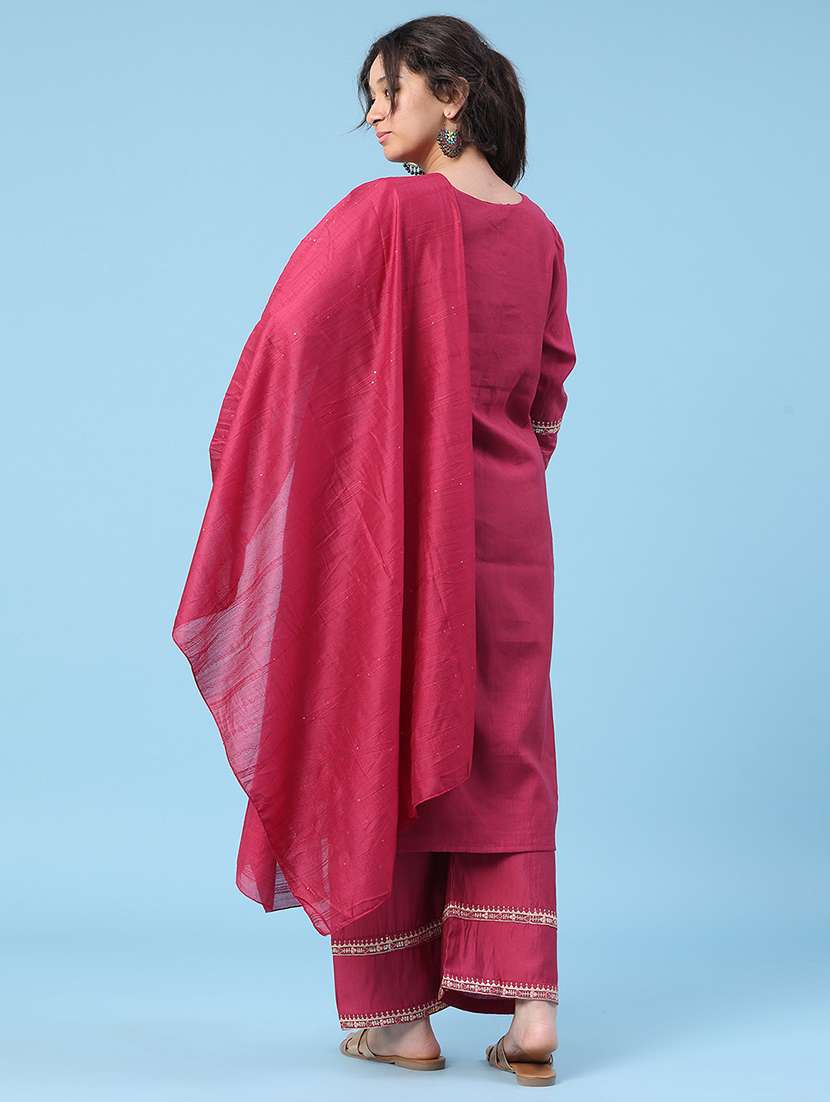 Women Embroidered Three Quarter Sleeve Kurta Pant With Dupatta Set - 22338451 -  Standard Image - 4