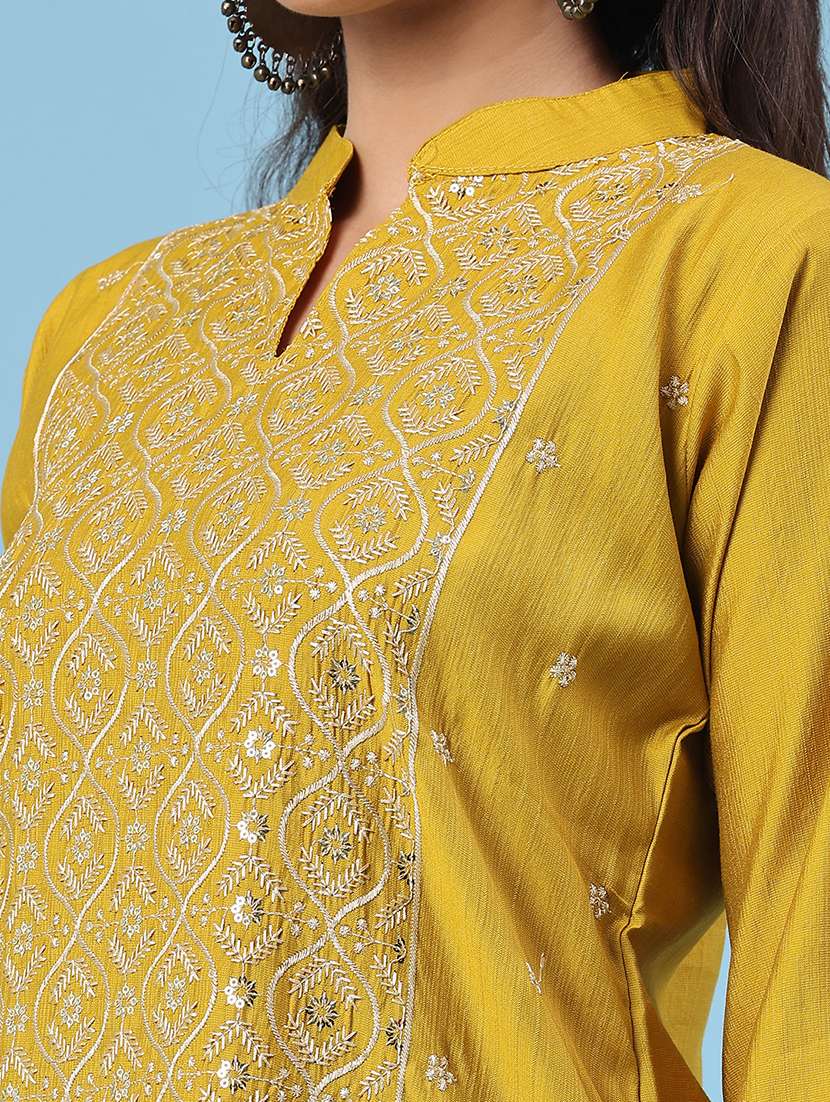women embroidered three quarter sleeve kurta pant with dupatta set - 22338454 -  Standard Image - 4