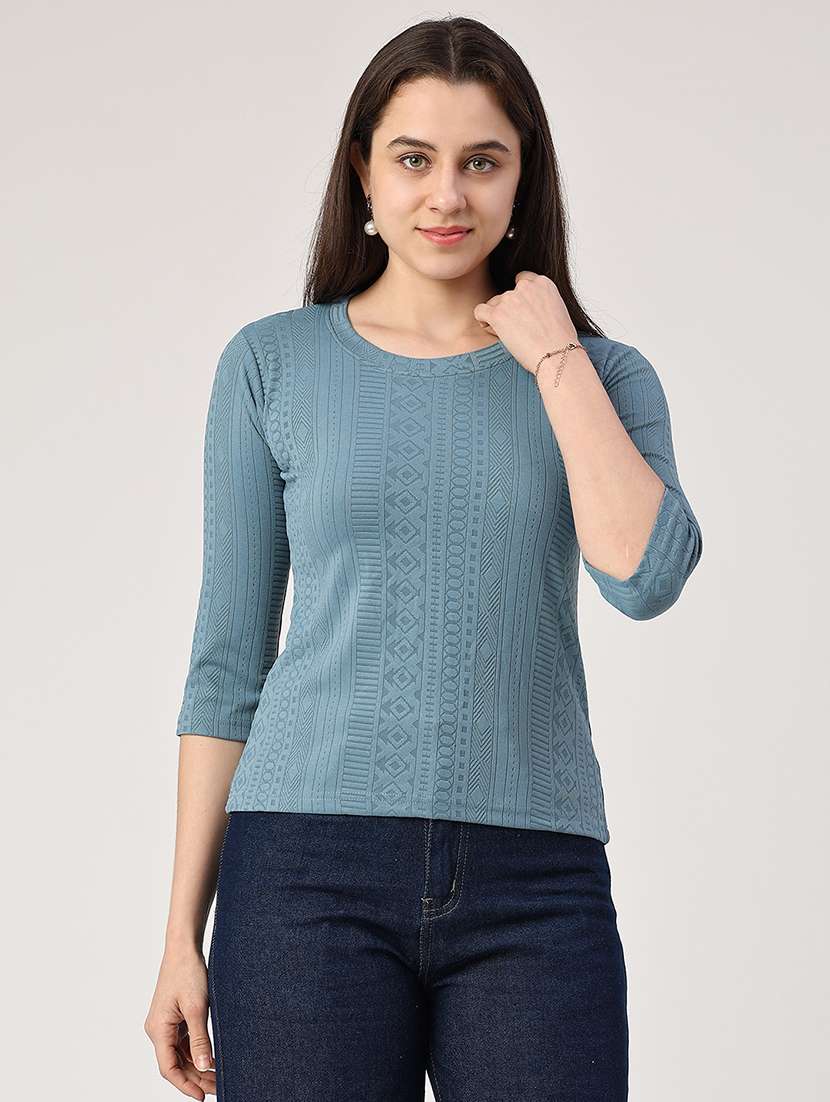 women self design round neck top