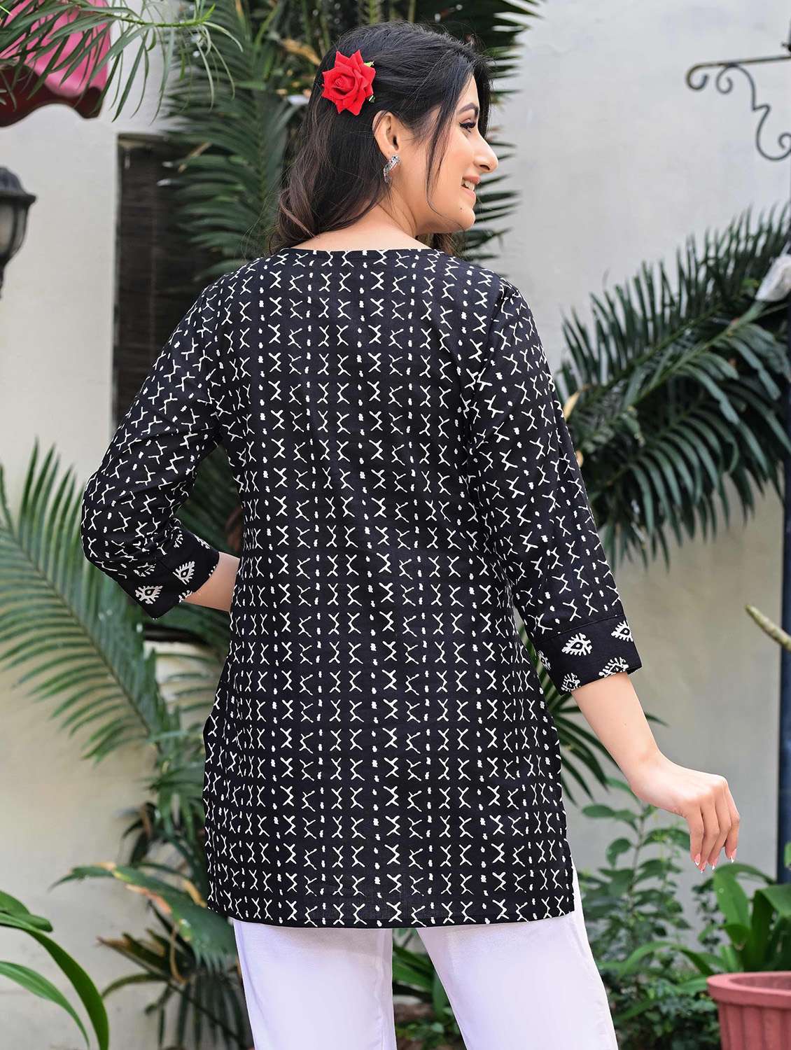 women printed three quarter sleeve straight kurti - 22339279 -  Standard Image - 1