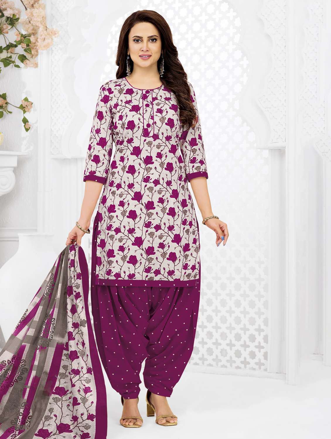 women printed three quarter sleeve kurta patiala with dupatta set - 22339338 -  Standard Image - 1