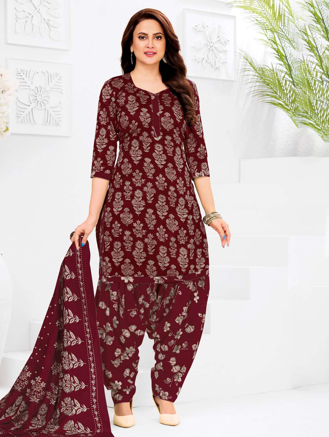 women printed three quarter sleeve kurta patiala with dupatta set - 22339341 -  Standard Image - 1