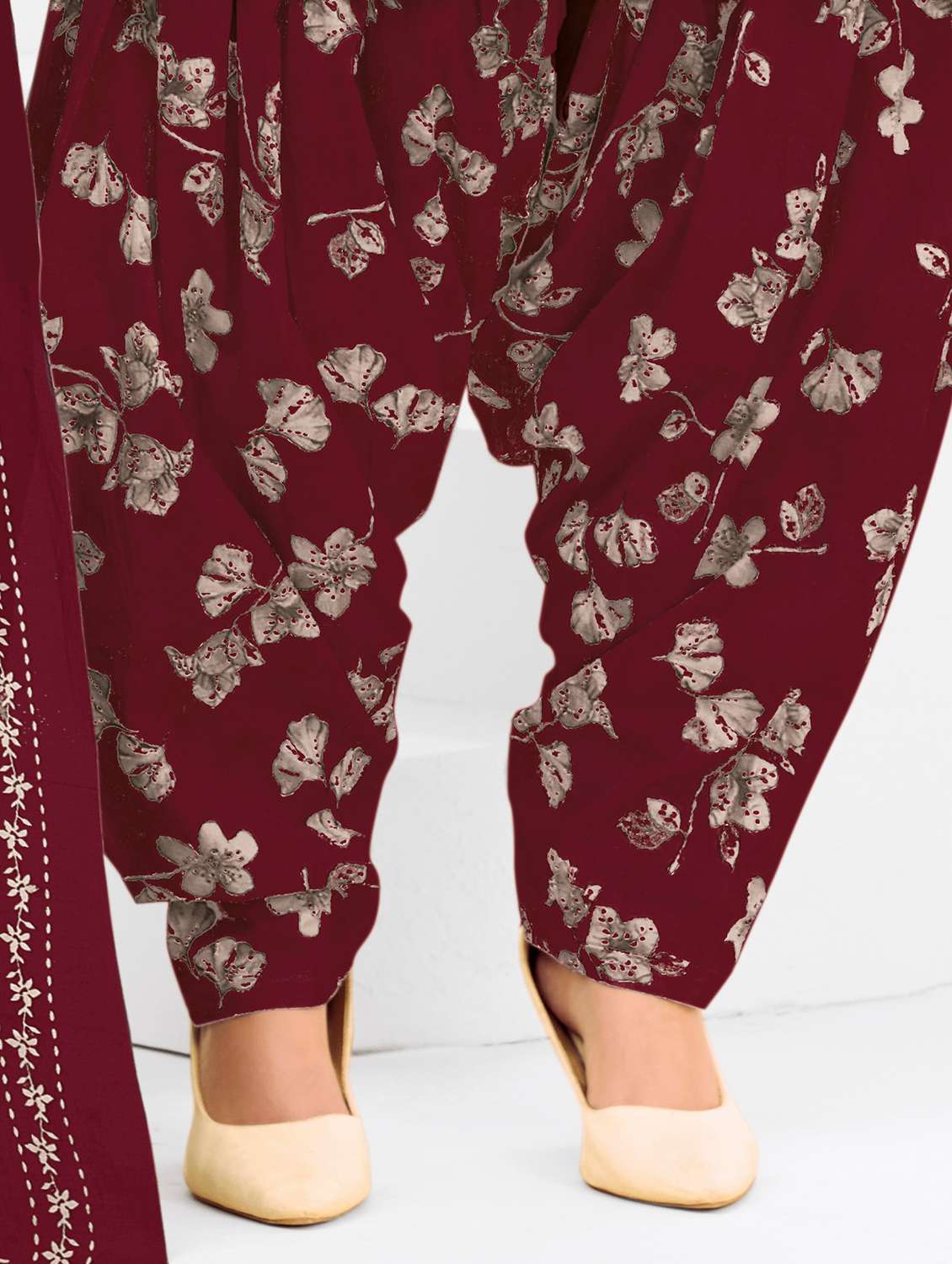women printed three quarter sleeve kurta patiala with dupatta set - 22339341 -  Standard Image - 4