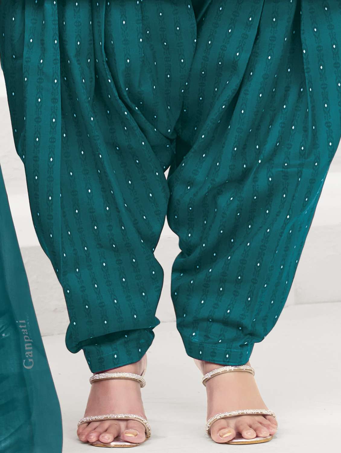 women printed three quarter sleeve kurta patiala with dupatta set - 22339367 -  Standard Image - 4