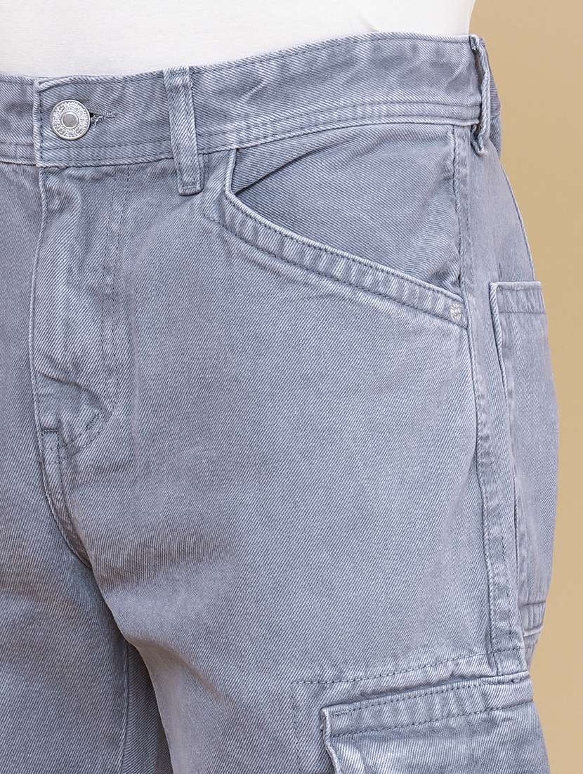 men solid mid rise regular fit cargo  - 22339870 -  Standard Image - 1