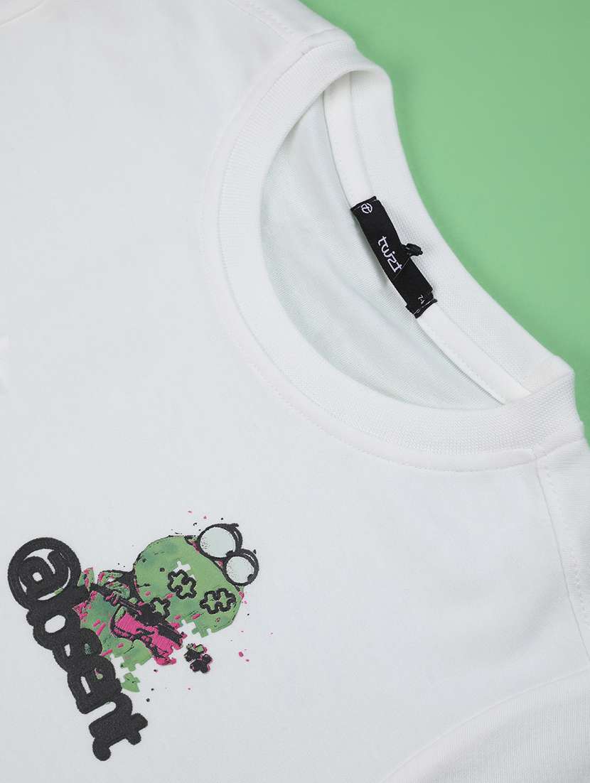 boys printed round neck t-shirt - 22339896 -  Standard Image - 4