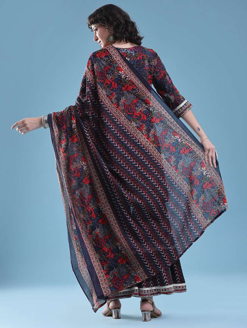 women printed three quarter sleeves kurta sharara set with dupatta - 22340132 -  Standard Image - 4