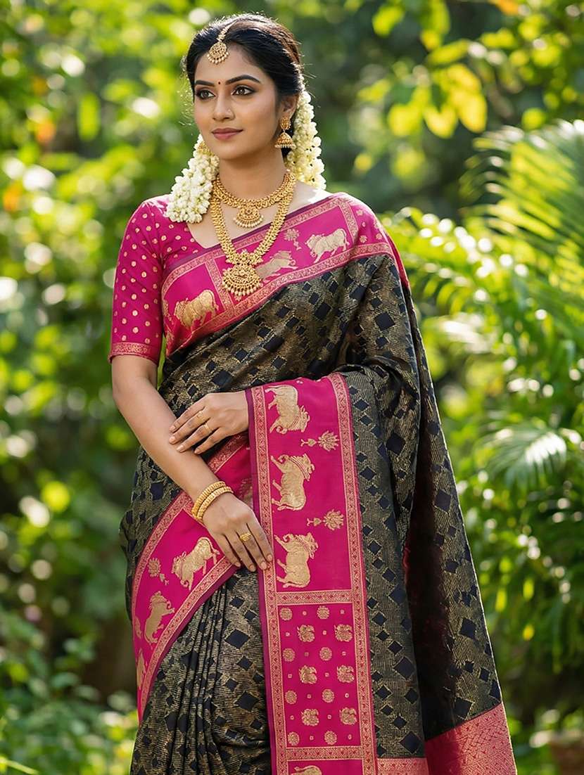 women self design kanjivaram saree with blouse - 22340776 -  Standard Image - 1