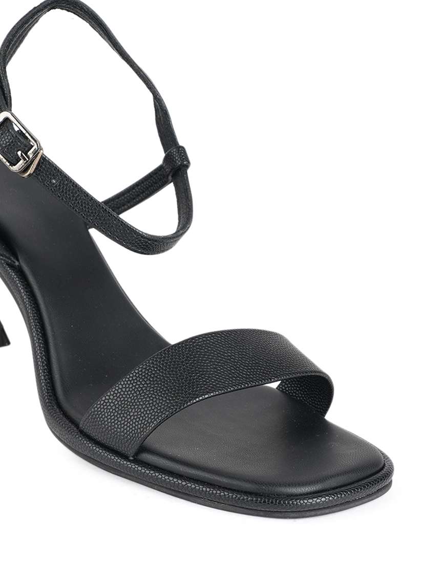 women solid back strap sandals - 22341130 -  Standard Image - 4