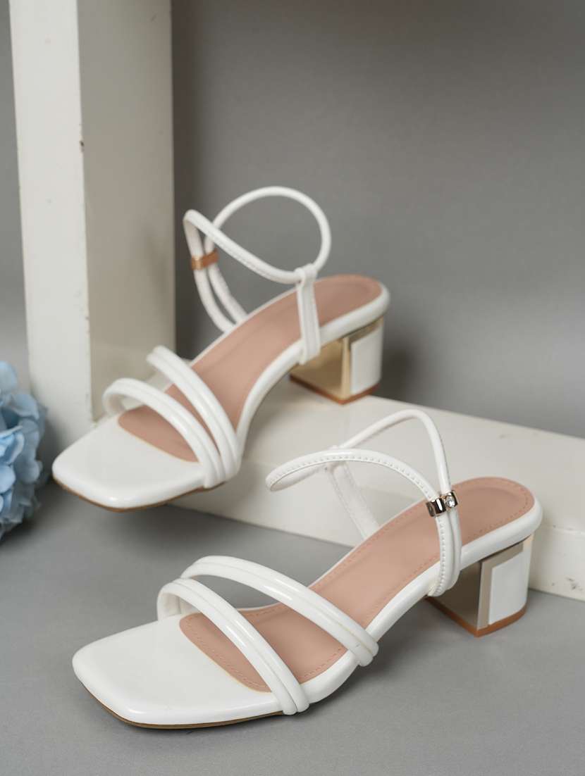 women solid back strap sandals