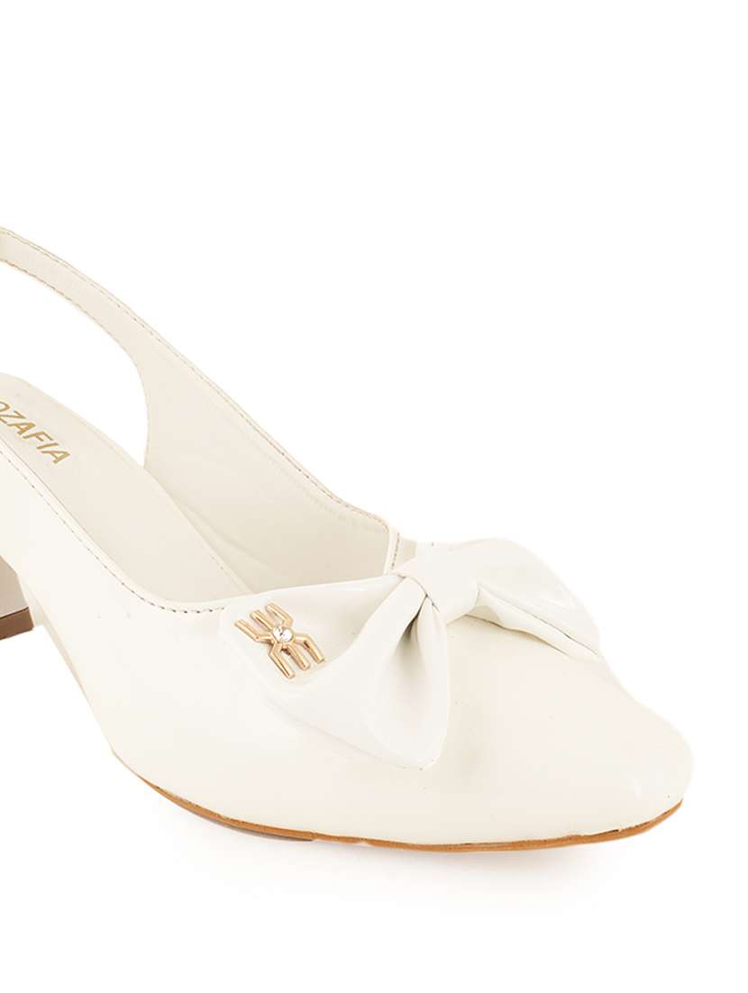 women solid back strap sandals - 22341170 -  Standard Image - 4