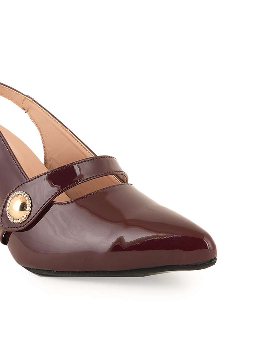 women solid back strap sandals - 22341207 -  Standard Image - 4