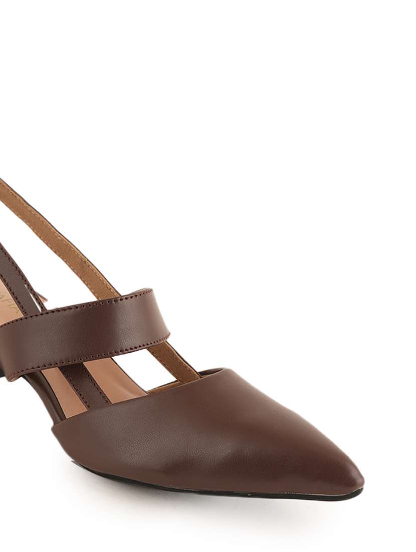 women solid back strap sandals - 22341247 -  Standard Image - 4