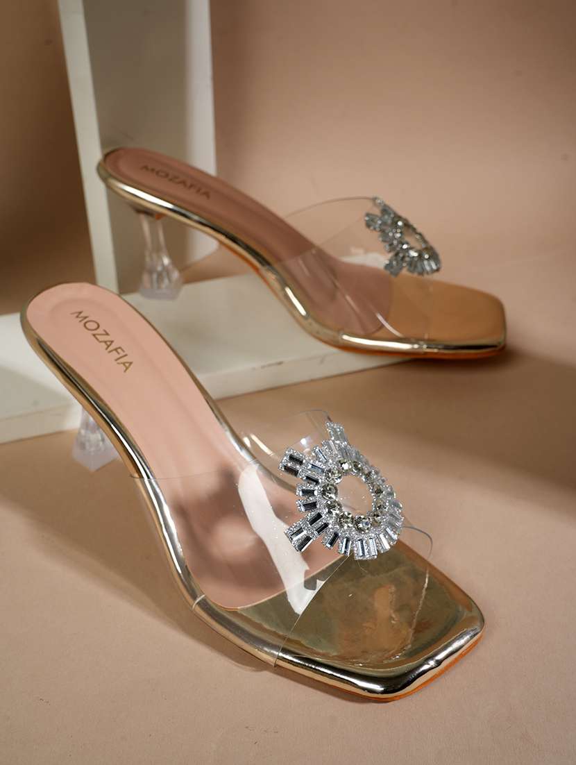 women slip on sandals