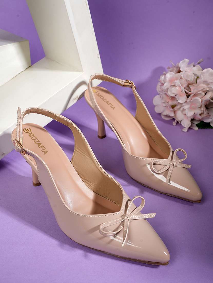 women solid back strap sandals