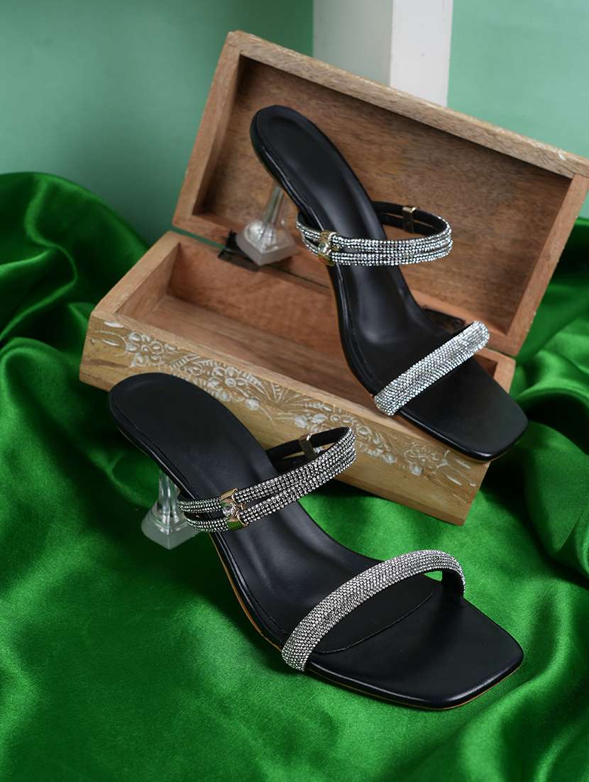 women slip on sandals