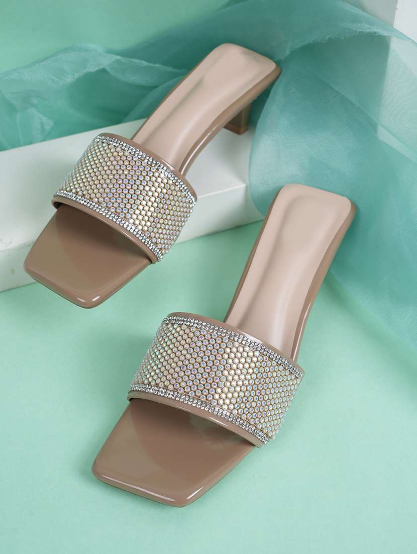 women slip on sandals - 22341330 -  Standard Image - 1