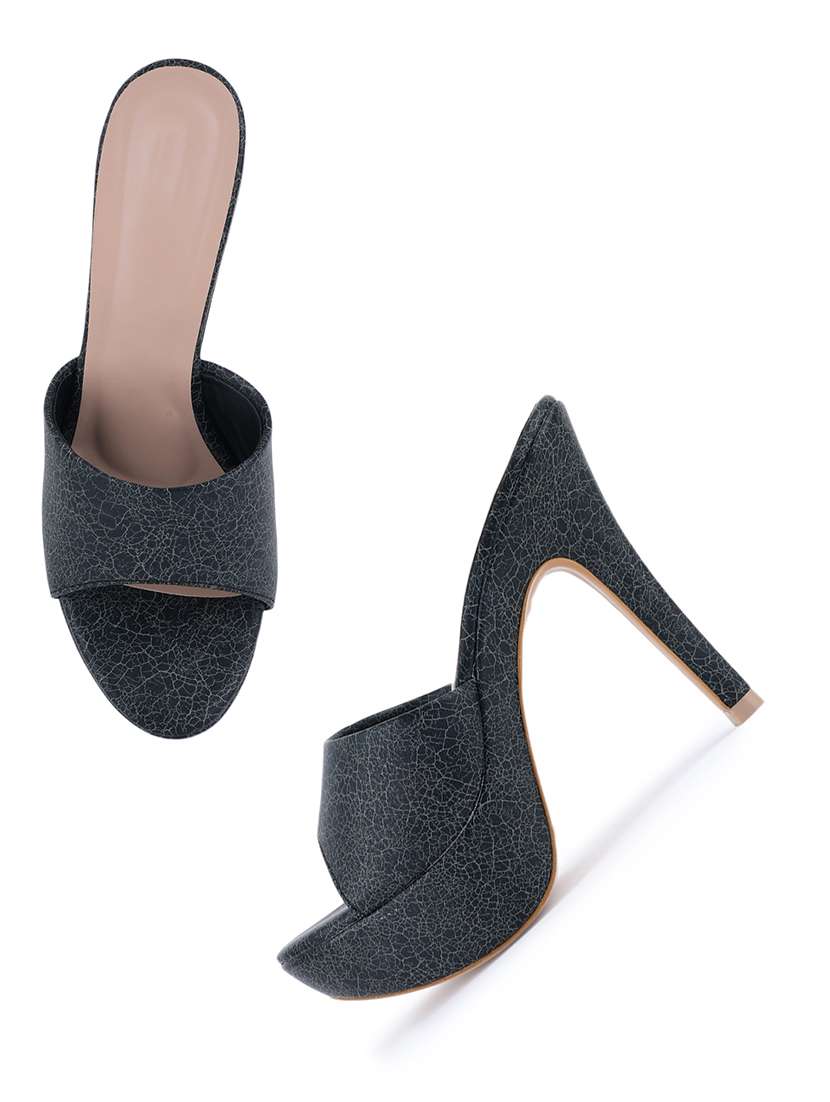 women slip on sandals - 22341357 -  Standard Image - 1