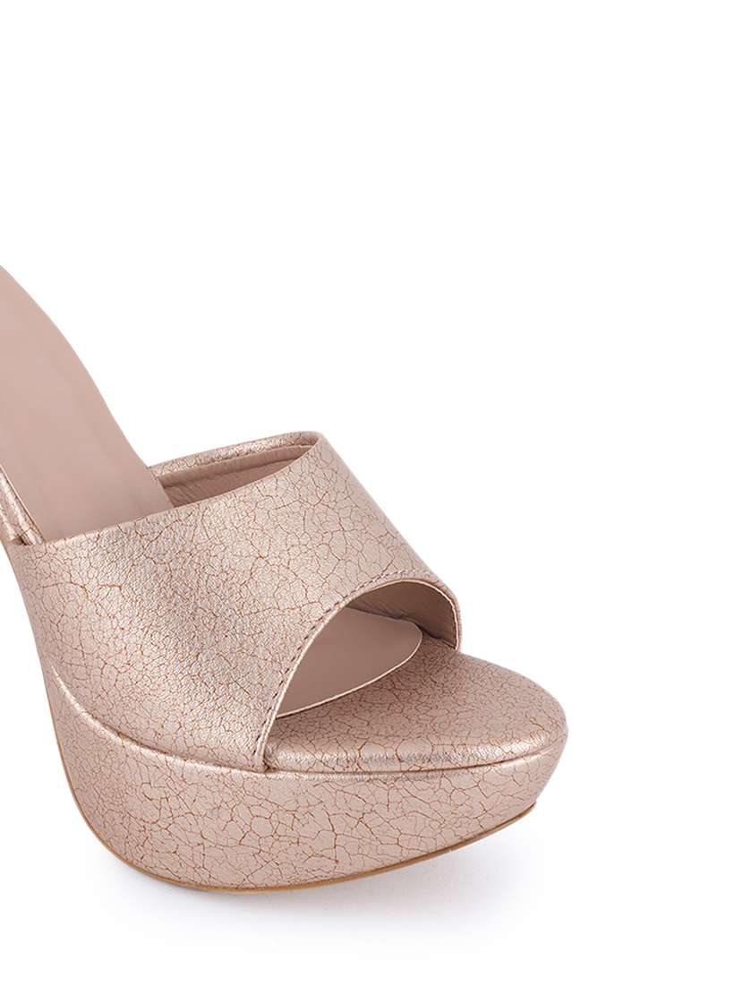 women slip on sandals - 22341358 -  Standard Image - 4